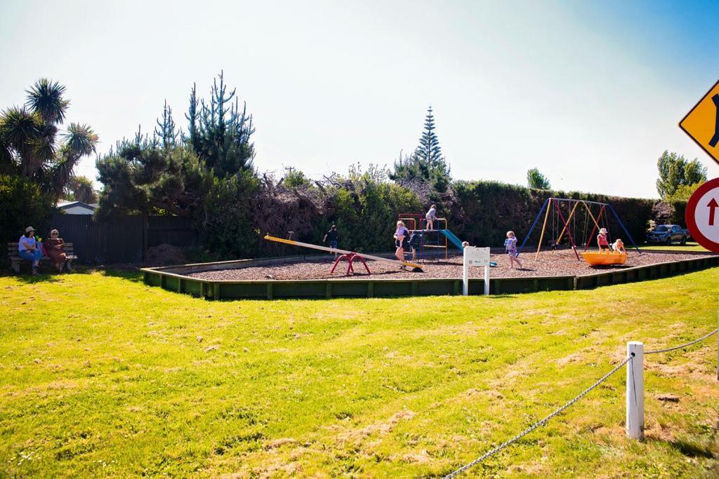 Leithfield Beach Holiday Park Luaran gambar